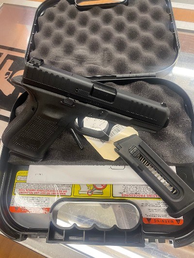 GLOCK G44 .22 LR - Image 1 of 3