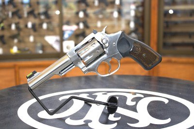 RUGER SP101 .22 LR - Image 2 of 4
