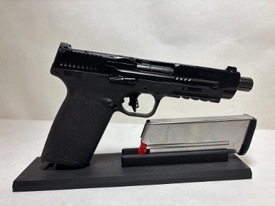 SMITH & WESSON M&P 5.7 NO MANUAL SAFETY 5.7X28MM - Image 1 of 6