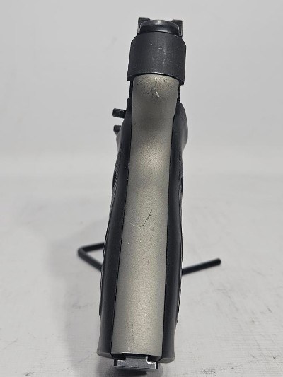 BROWNING BUCKMARK 22 - PISTOL .22 LR - Image 4 of 6