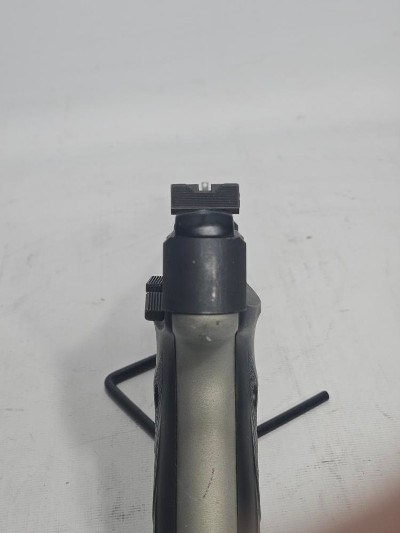 BROWNING BUCKMARK 22 - PISTOL .22 LR - Image 5 of 6