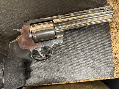 COLT Kodiak .44 MAGNUM - Image 3 of 5