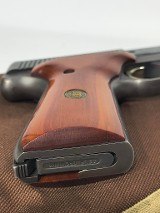 BROWNING BUCK MARK 22 .22 LR - Image 9 of 9