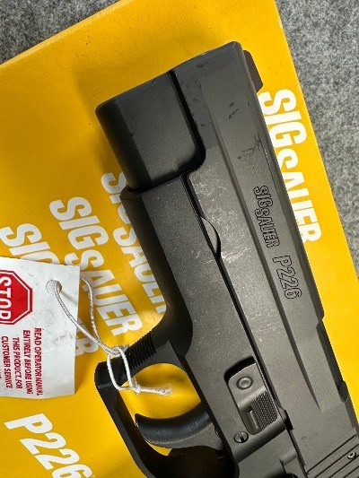 SIG SAUER P226 9MM LUGER (9x19 PARA) - Image 5 of 13