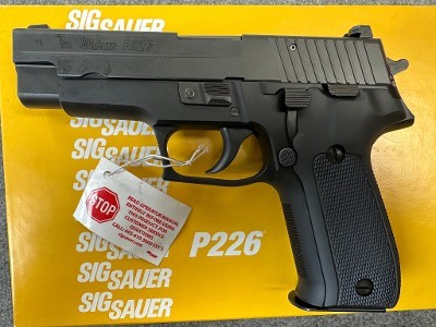 SIG SAUER P226 9MM LUGER (9x19 PARA) - Image 1 of 13