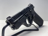 SMITH & WESSON BODYGUARD 2.0 .380 ACP - Image 5 of 9