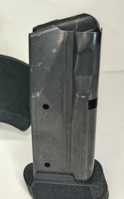 SIG SAUER P365 9MM LUGER (9x19 PARA) - Image 3 of 8