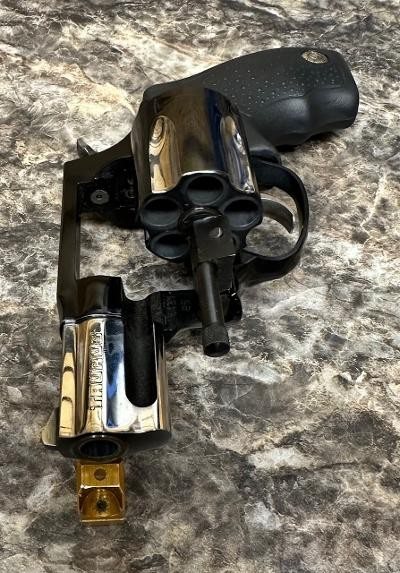 TAURUS 85 ULTRA-LITE .38 SPL - Image 4 of 4
