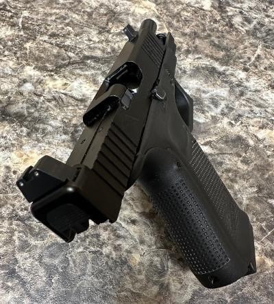 GLOCK 19 9MM LUGER (9x19 PARA) - Image 4 of 5