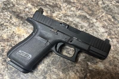 GLOCK 19 9MM LUGER (9x19 PARA) - Image 1 of 5