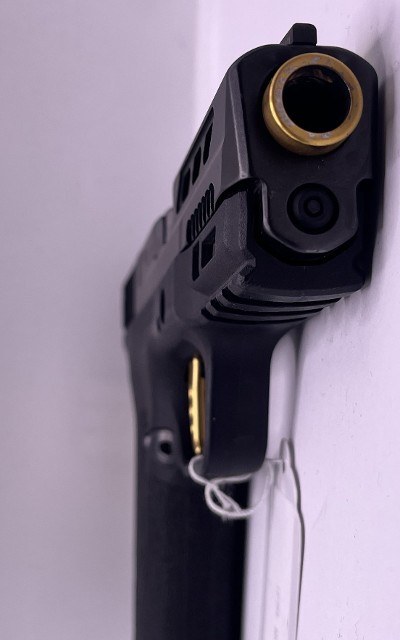 SMITH & WESSON M&P9 SHIELD EZ 9MM LUGER/.40 S&W/10MM/.45 ACP - Image 3 of 3