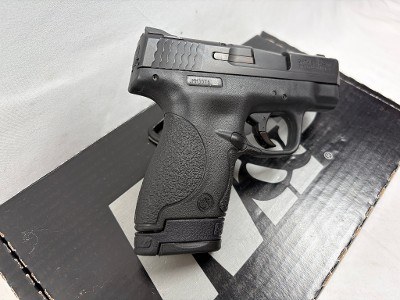 SMITH & WESSON M&P SHIELD .40 S&W - Image 5 of 6