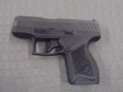 TAURUS GX4 9MM LUGER (9x19 PARA) - Image 1 of 3