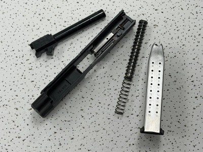 SPRINGFIELD ARMORY XDM-9 4.5" 9MM LUGER (9X19 PARA) - Image 8 of 10