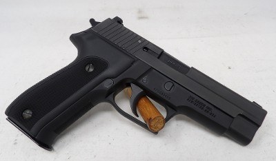SIG SAUER P226 9MM LUGER (9X19 PARA) - Image 3 of 8