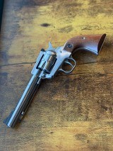 RUGER NEW MODEL SINGLE SIX .22 LR/.22 WMR - Image 2 of 2