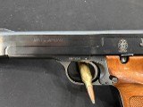 SMITH & WESSON MODEL 41 .22 LR - Image 3 of 11