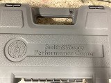 SMITH & WESSON M&P R8 PERFORMANCE .357 MAG - Image 19 of 19