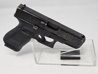 GLOCK 19 GEN 5 9MM LUGER (9x19 PARA) - Image 1 of 2
