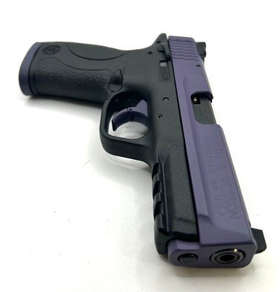 SMITH & WESSON M&P22 COMPACT THREADED BARREL .22 LR - Image 4 of 10