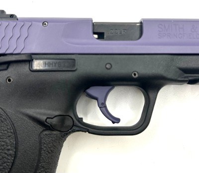 SMITH & WESSON M&P22 COMPACT THREADED BARREL .22 LR - Image 8 of 10