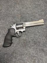 SMITH & WESSON 686 .357 MAG - Image 2 of 5