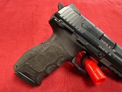 HECKLER & KOCH P30 40S&W HAMMER FIRED WITH SAFETY 40 - Image 2 of 7