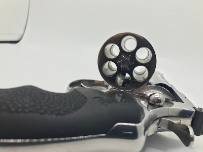 COLT ANACONDA .44 MAGNUM - Image 7 of 10