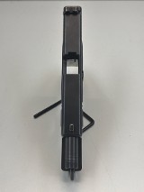 GLOCK 22 .40 - Image 3 of 7