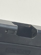 GLOCK 22 .40 - Image 7 of 7