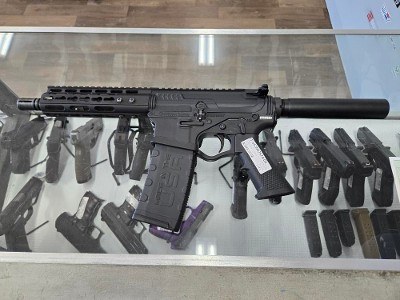 FIREARMS INTERNATIONAL CORP. OMNI HYBRID PISTOL 5.56X45MM NATO - Image 2 of 3