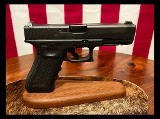 GLOCK G17 GEN 4 9MM LUGER (9X19 PARA) - Image 1 of 2