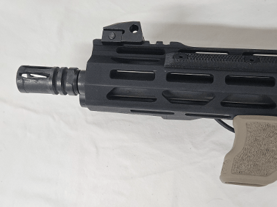 DIAMONDBACK DB15 w/Holosun, B5 Stock, Streamlight, Radian Charging Handle, Drum Mag, More 5.56X45MM NATO - Image 9 of 13