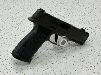 SIG SAUER P365 AXG LEGION 9MM LUGER (9X19 PARA) - Image 5 of 9