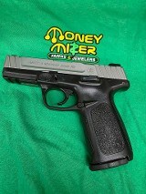 SMITH & WESSON SD40 VE .40 CALIBER - Image 3 of 10