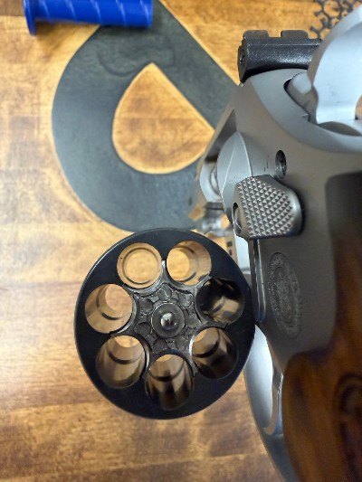 SMITH & WESSON 986 PERFORMANCE 9MM LUGER (9X19 PARA) - Image 3 of 3