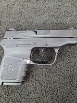 SMITH & WESSON M&P BODYGUARD 380 .380 ACP - Image 5 of 6