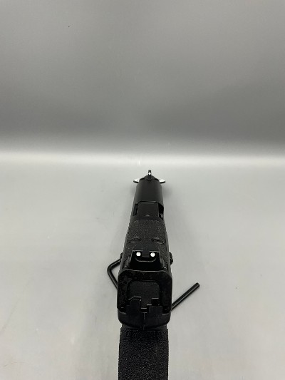SMITH & WESSON M&P 45 M2.0 .45 AUTO RIM - Image 4 of 8