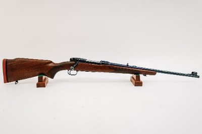 WINCHESTER MODEL 70 FEATHERWEIGHT PRE 64 .308 WIN - Image 1 of 7