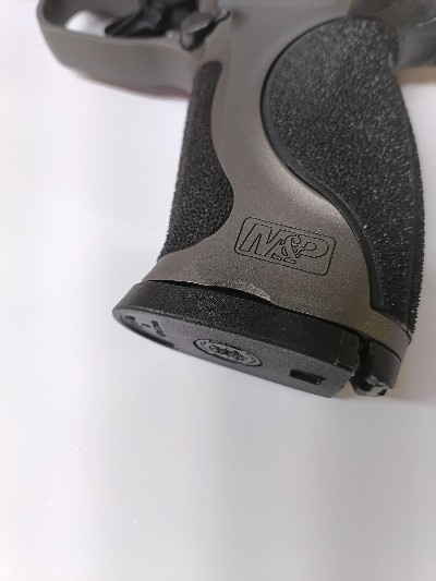 SMITH & WESSON m&p40 metal m2.0 .40 CALIBER - Image 4 of 25