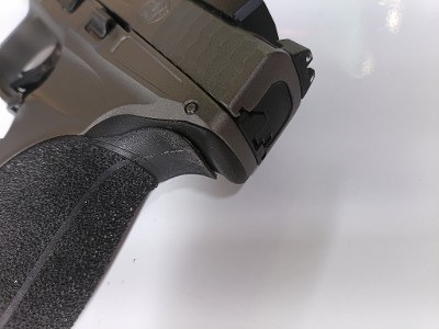 SMITH & WESSON m&p40 metal m2.0 .40 CALIBER - Image 11 of 25