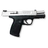 SMITH & WESSON SD40VE 40 Smith & Wesson - Image 4 of 5