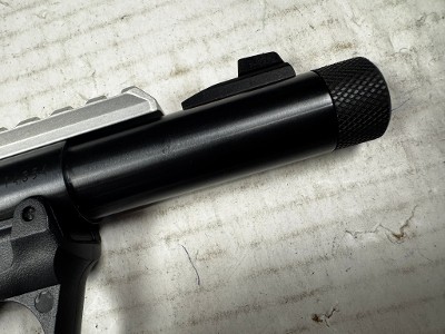 RUGER MARK IV 22/45.22 LR - Image 3 of 8