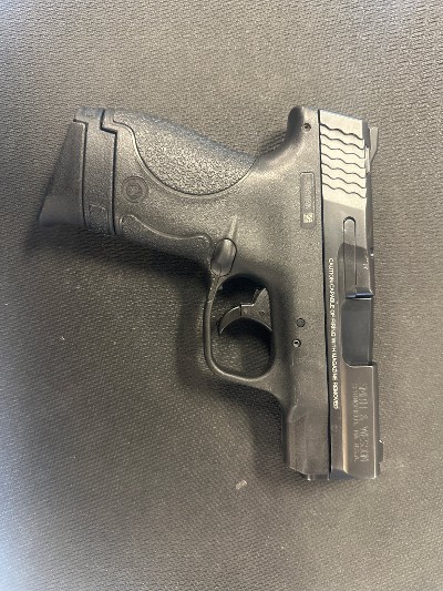 SMITH & WESSON M&P SHIELD .40 S&W - Image 2 of 3