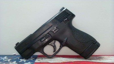 SMITH & WESSON M&P9 SHIELD 9MM LUGER (9x19 PARA) - Image 2 of 9