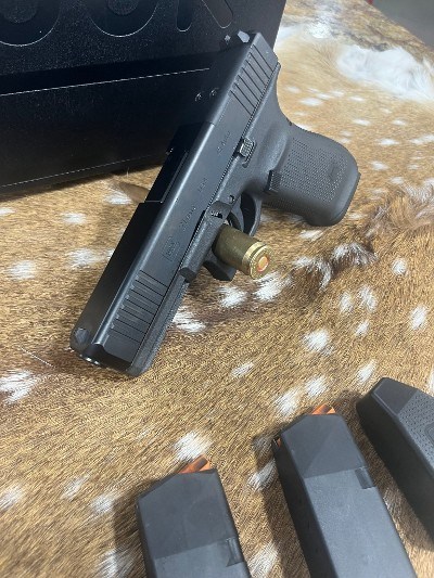GLOCK G21 GEN 5 .45 ACP - Image 5 of 6