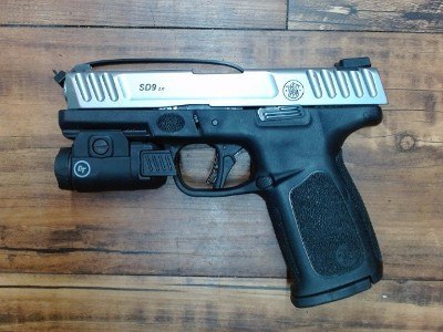 SMITH & WESSON SD9 2.0 9MM LUGER (9x19 PARA) - Image 1 of 5