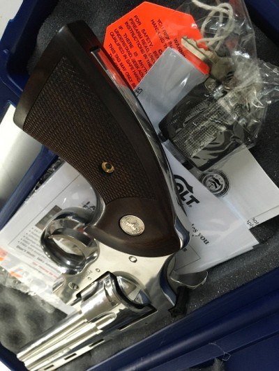 COLT PYTHON BLUE .357 MAG - Image 6 of 9