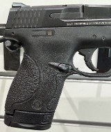 SMITH & WESSON M&P9 SHIELD 9MM LUGER (9x19 PARA) - Image 2 of 8