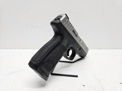 SMITH & WESSON SD9 VE 9MM LUGER (9x19 PARA) - Image 3 of 11